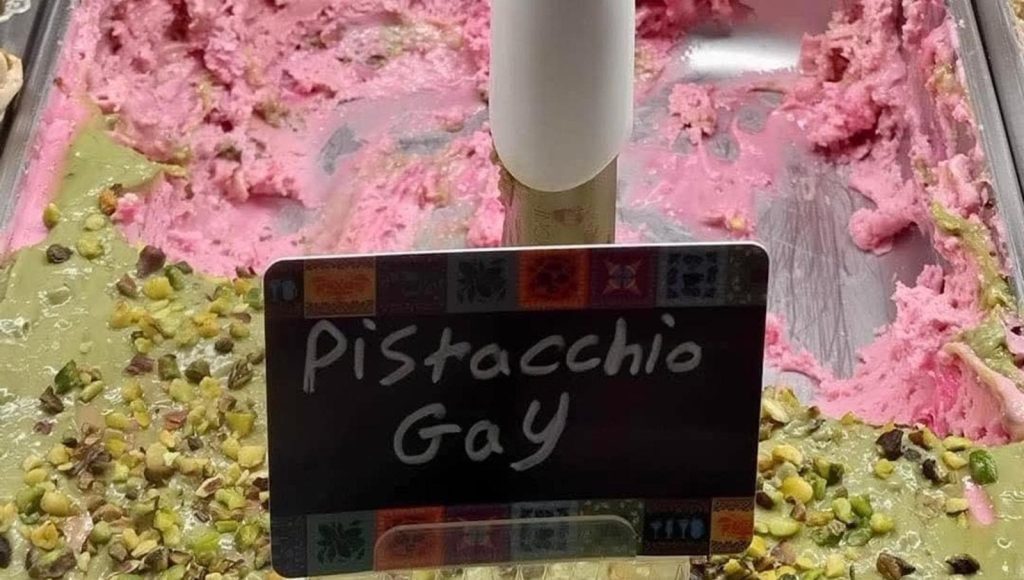 Catania, gelato al "pistacchio gay": il gestore spiega, gli attivisti protestano