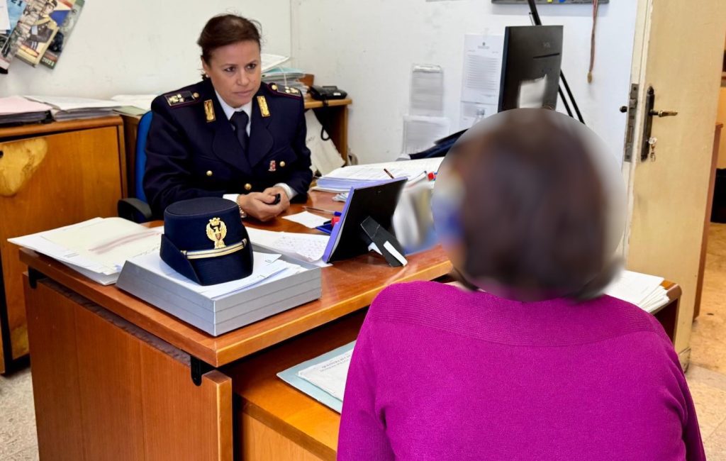 Catania, 54enne arrestato per stalking: appostamenti e minacce all'ex compagna sul posto di lavoro