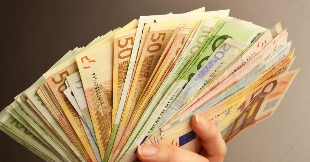 Adrano, maxi-truffa finanziaria: le trappole che il risparmiatore deve riconoscere