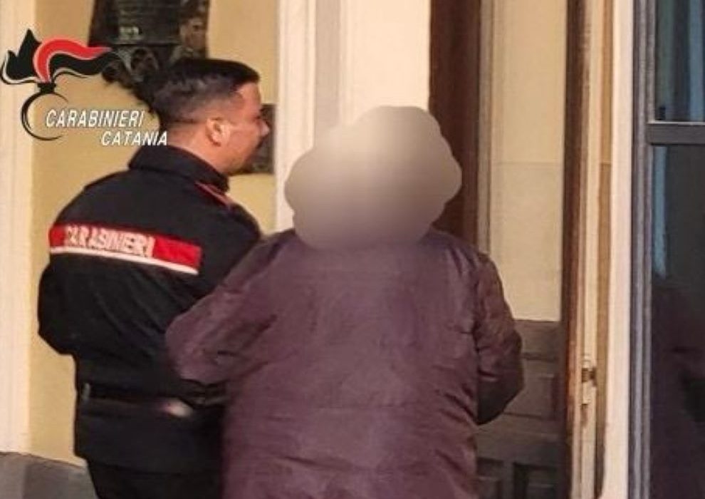 Riposto, dal rifiuto di dargli soldi all'arresto: il padre dice basta e denuncia il figlio 41enne