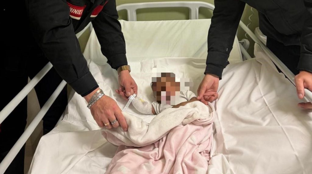 Catania, Carabinieri salvano una neonata di 5 mesi: in TSO la madre che tentava di soffocarla