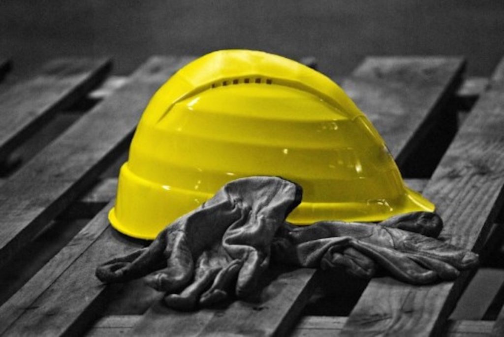 Palermo, un altro operaio muore sul lavoro: cade dal ponteggio a Brancaccio. Aveva 40 anni
