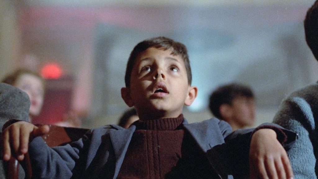 Il Cinema Paradiso di Adrano: quando andare a vedere una ‘pellicola’ era un rito collettivo
