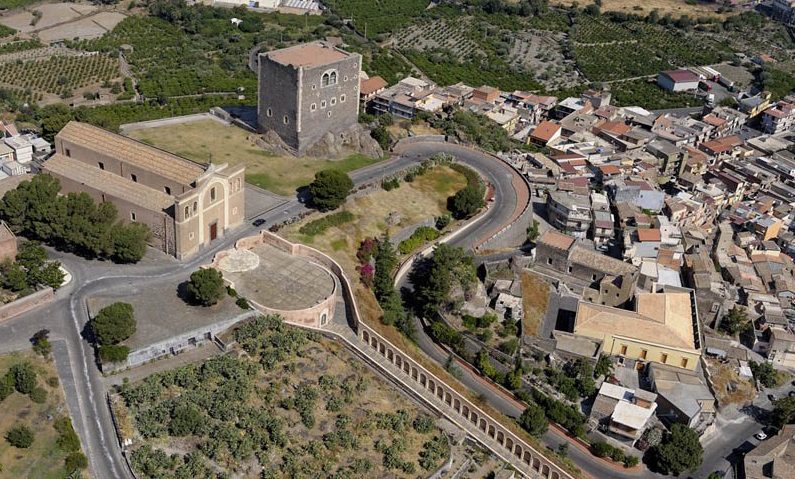 Paternò, Commissione approva in anticipo bilancio 2026-2028 da 112 milioni
