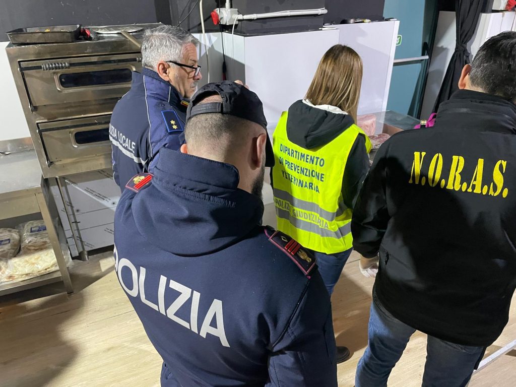 Controlli nella movida di Catania: sanzioni per 24mila euro a due ristoranti