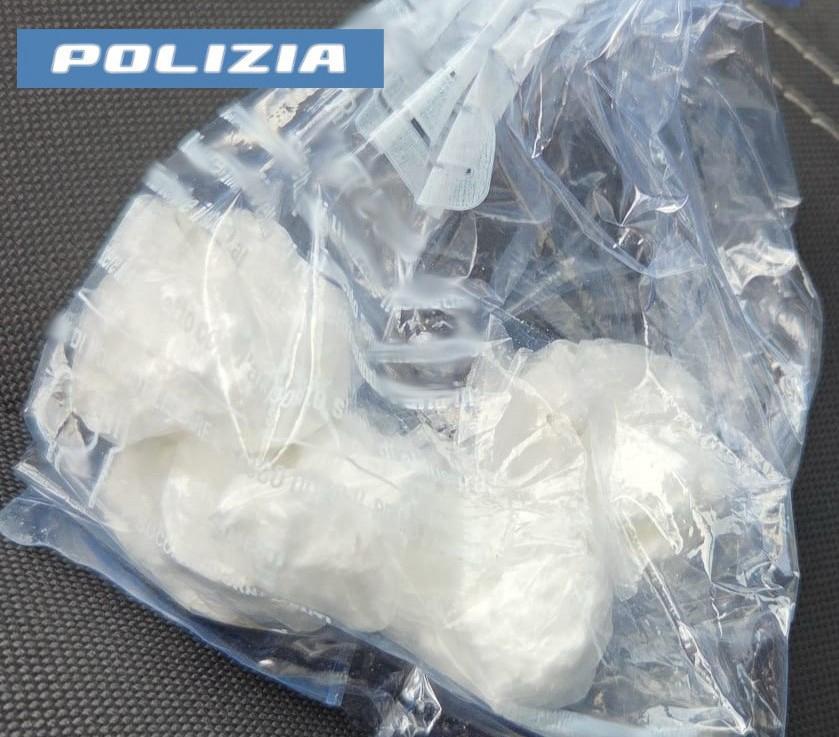 Catania, spaccio a Trappeto nord: pusher 63enne arrestato con dosi di crack pronte per la vendita