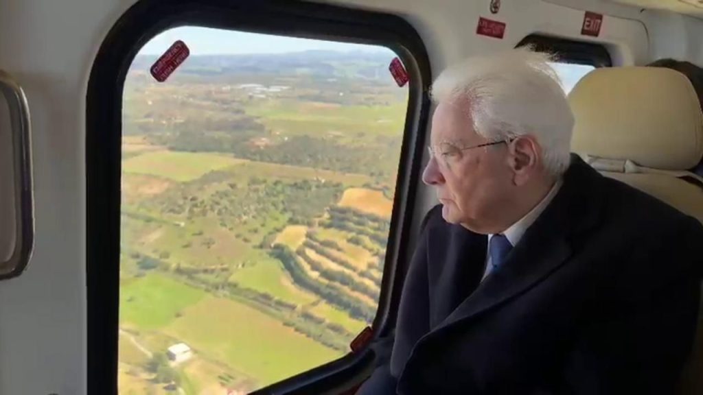 Mattarella a Niscemi, una carezza dello Stato alla comunità ferita: "Non siamo soli"