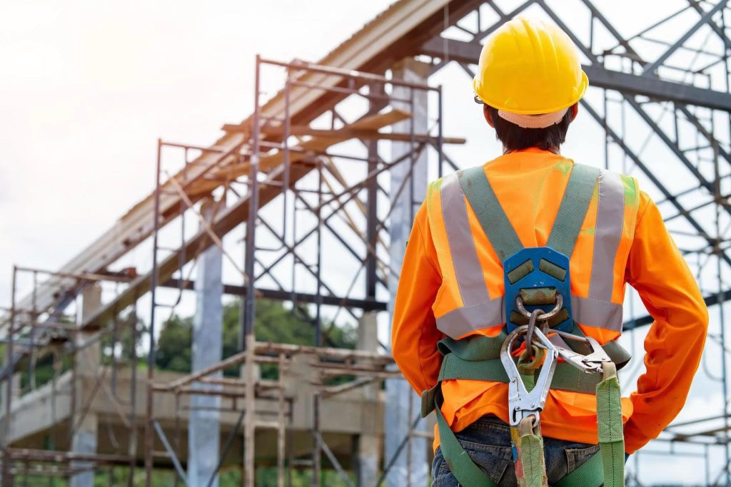 Lavoro nero e sicurezza carente: maxi-sanzioni per oltre 47 mila euro in due cantieri a S. A. li Battiati e Ramacca