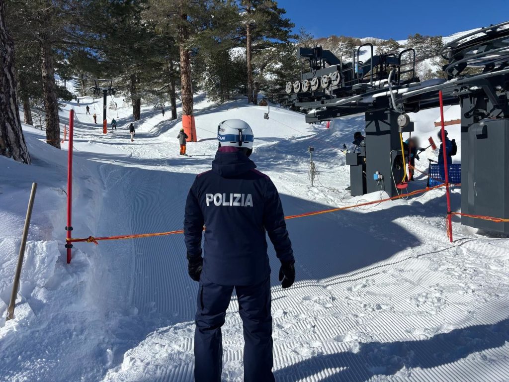 Etna, Polizia in prima linea per la sicurezza sulle piste: 23 soccorsi in pochi giorni
