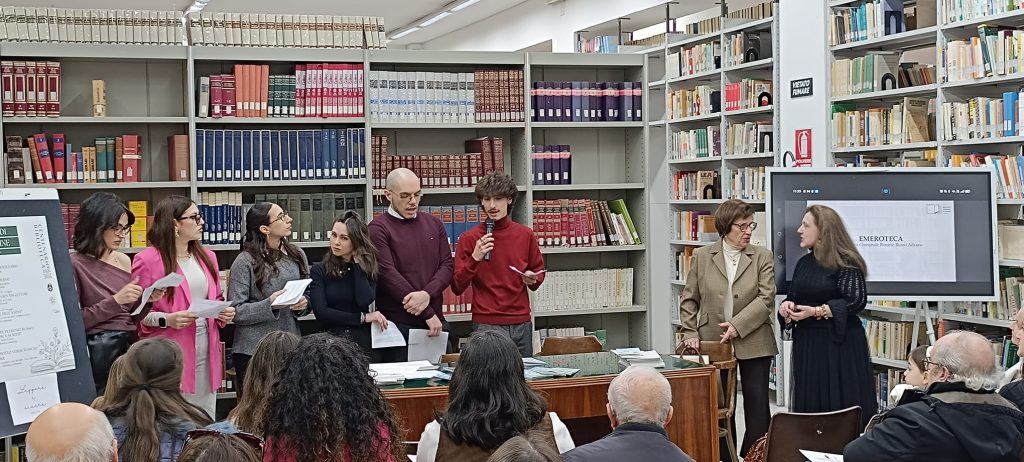 Adrano, la Biblioteca spegne 100 candeline: un secolo di cultura tra libri antichi e giovani energie
