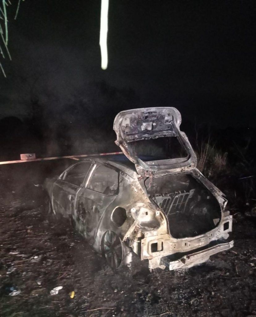 Auto in fiamme a Belpasso: distrutta Opel Corsa rubata