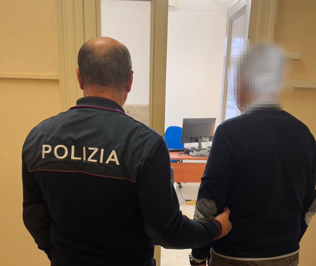 Catania, paura per un 90enne scomparso: lo cercano per ore, lo trovano vicino a uno svincolo trafficato