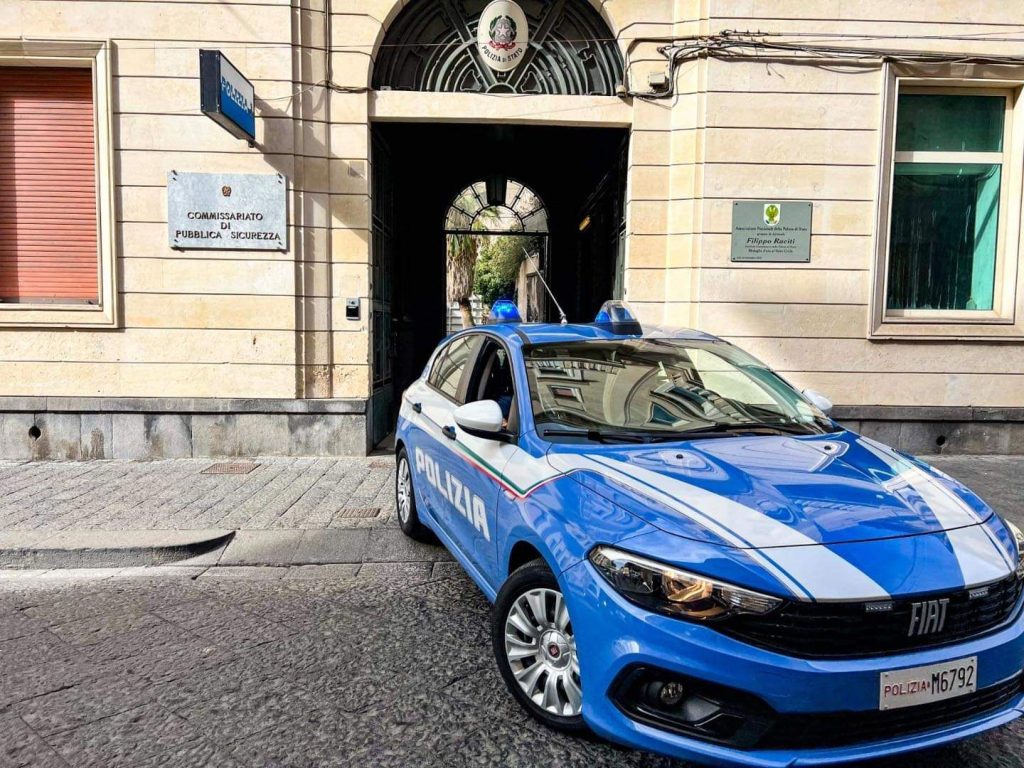 Acireale, scoperto con 3.219 monete false da 2 euro: 48enne denunciato 48enne