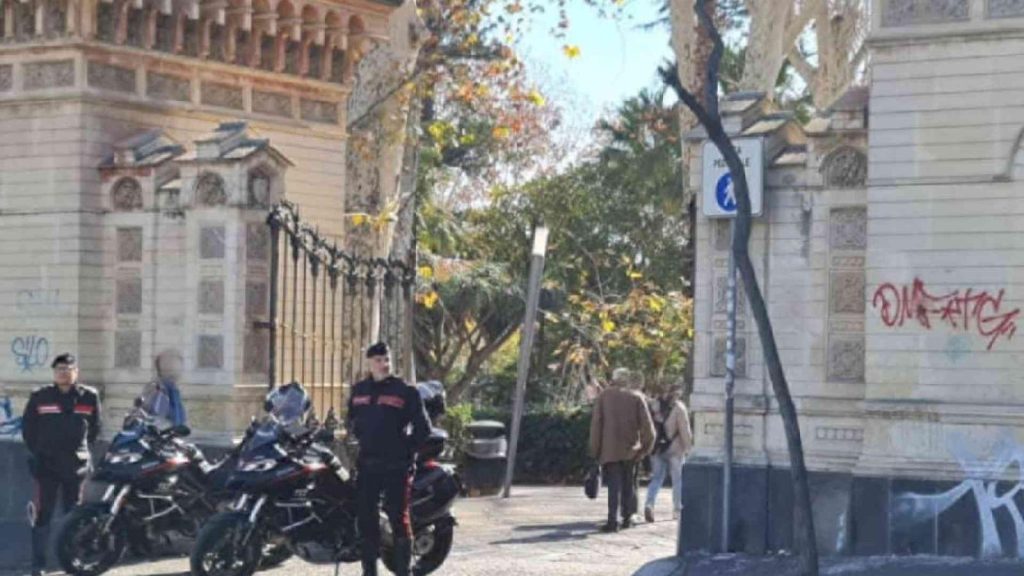 Violenza di gruppo a Catania: tre condanne e un’assoluzione per la 13enne stuprata a villa Bellini
