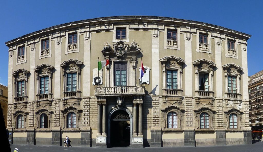 Catania, Comune denuncia alla Polizia Postale una campagna di tentate truffe sulla Tari