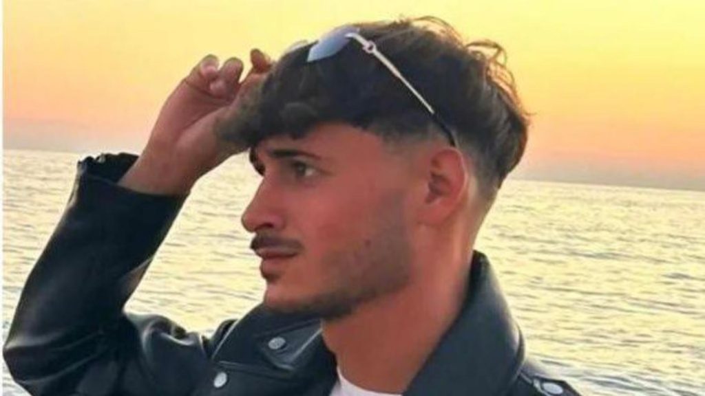 Favara piange Gabriele Vaccaro, 25 anni ucciso a Pavia dopo una notte in un locale