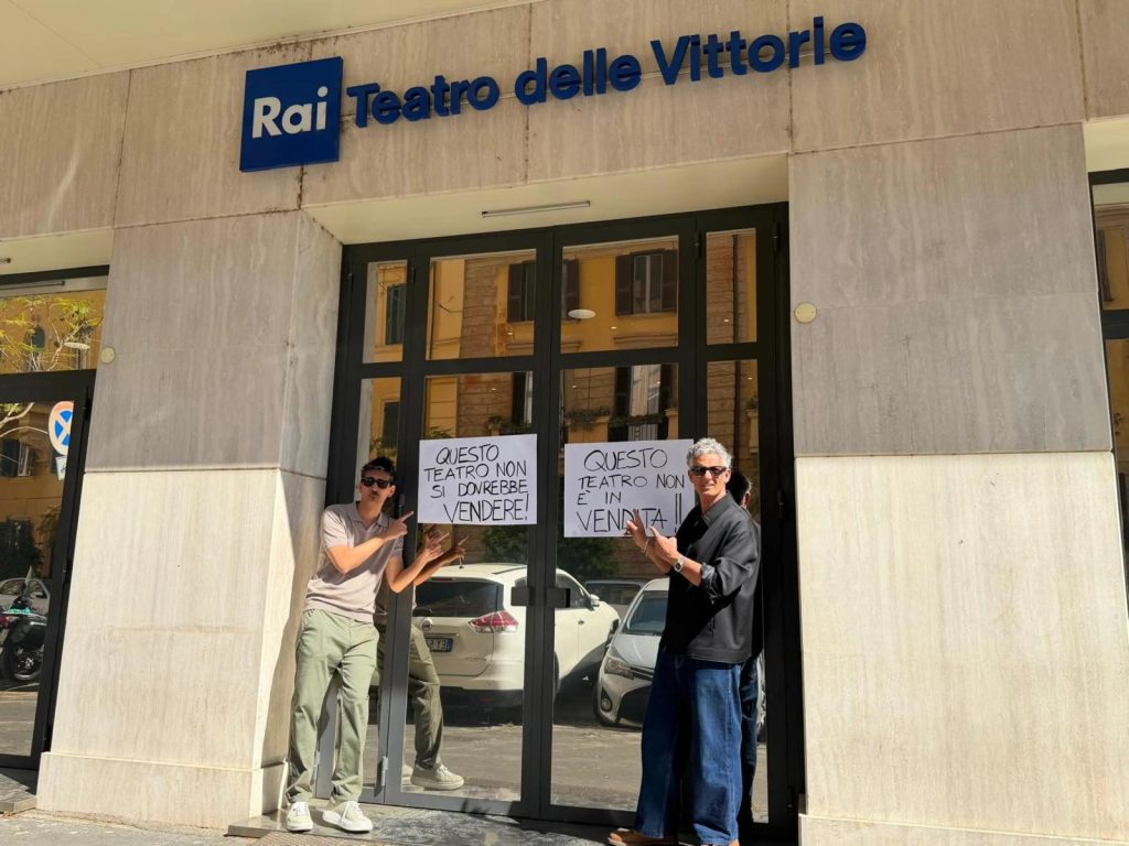 Fiorello contro la cessione del Teatro delle Vittorie: “Un crimine contro la storia dello spettacolo”