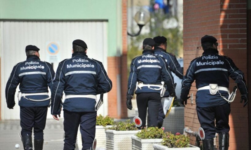 Catania: donna di 47 anni muore in uno scontro tra auto e scooter in via Forcile