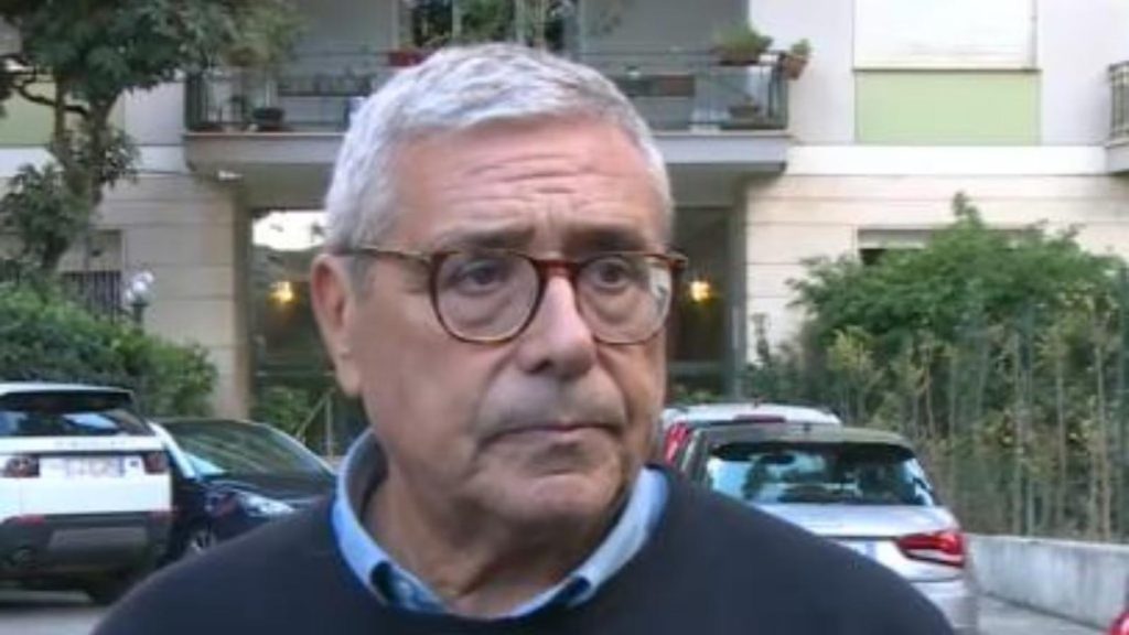 Patteggiamento per l'ex governatore Cuffaro: 3 anni ai servizi sociali. Non potrà frequentare politici