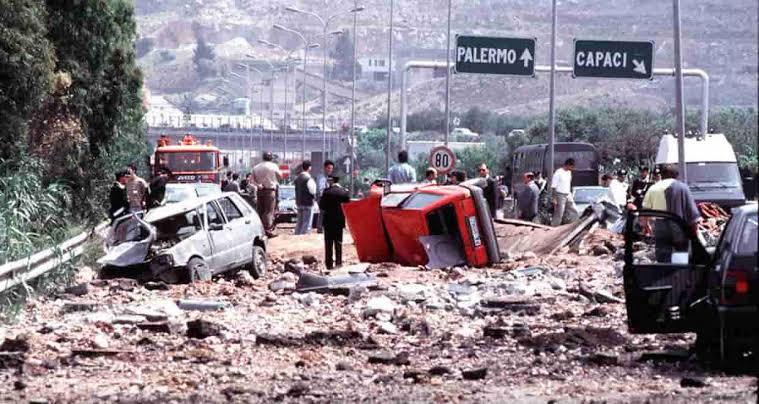 Strage di Capaci, 34 anni dopo: memoria, cortei e mostre per la rinascita di Palermo