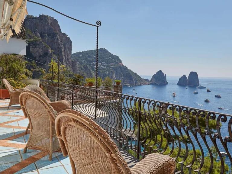 Case nelle isole, Capri è la più cara: in Sicilia i prezzi più bassi, a Catania 1.315 euro al mq