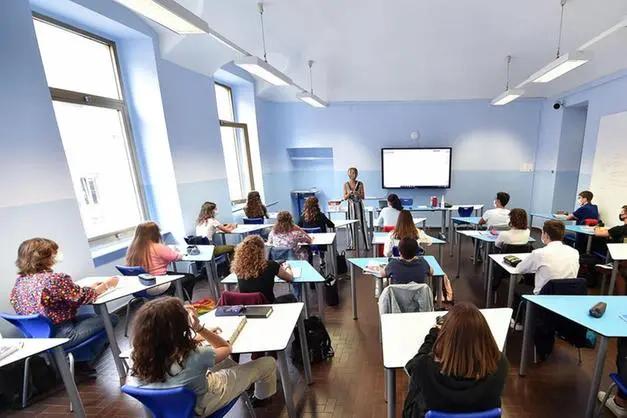 Scuola, dalla riforma fascista al depotenziamento degli istituti tecnici: un’associazione (scomoda) di idee