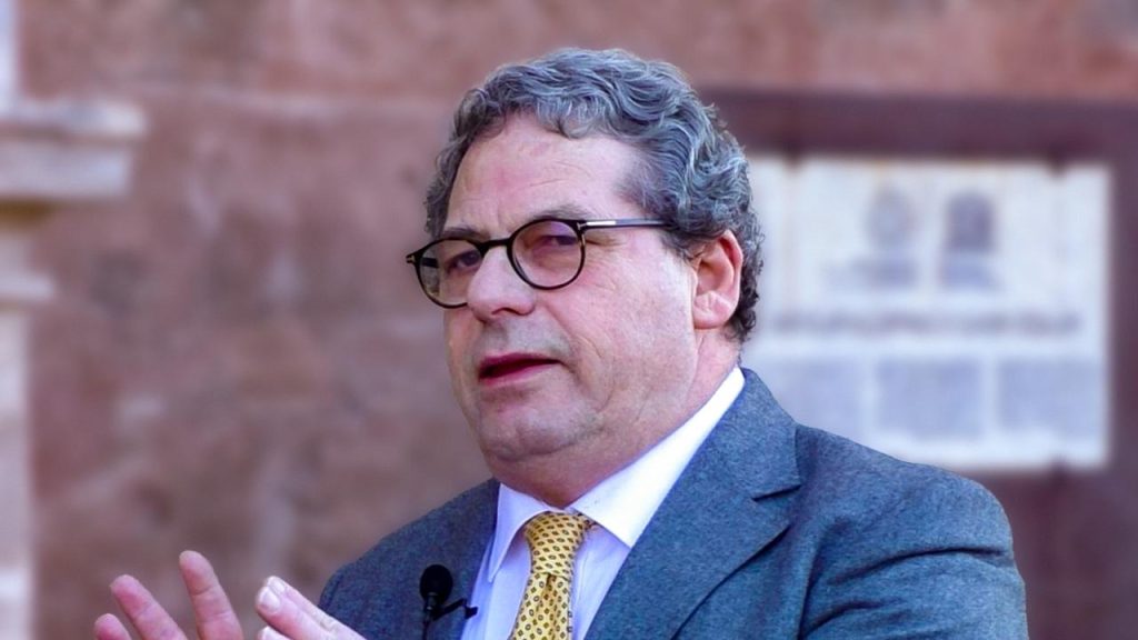 Miccichè: “In Sicilia saltate le regole del furto politico. La corruzione è solo personale e familiare”