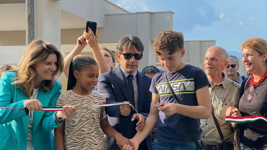 Catania, cento ragazzi e una festa per Monte Po: aperto il nuovo centro multifunzionale "DesTEENazione"