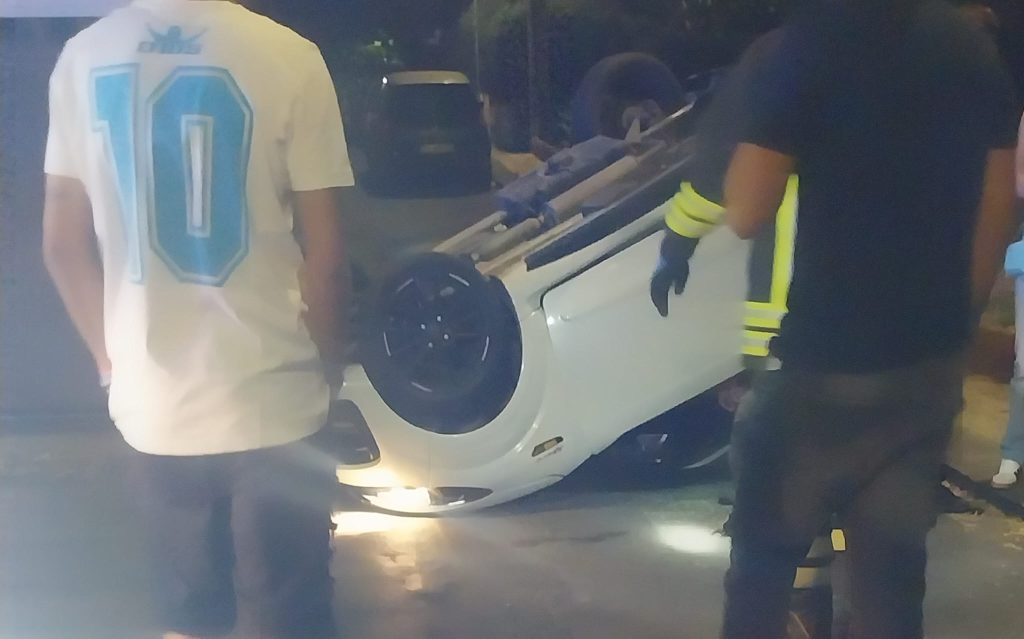 Paternò, scontro tra scooter e minicar nella notte: quattro feriti, coinvolti tutti minorenni