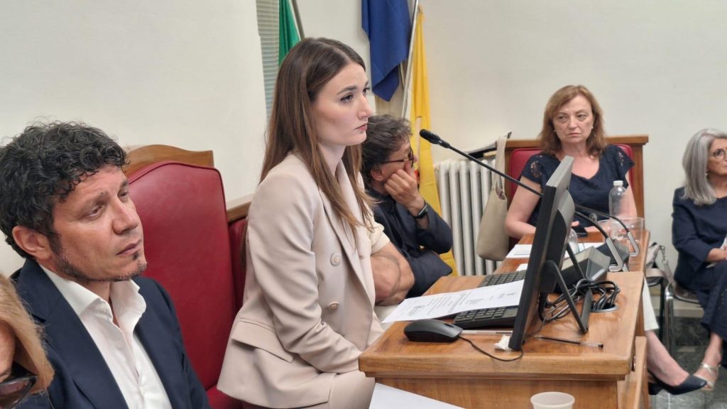 Bronte: Silvia Fallico (27 anni) prima donna alla presidenza del Consiglio comunale