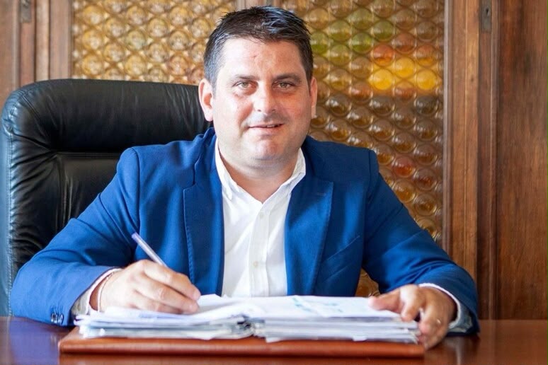 Voto di scambio politico-mafioso, Riesame rimette gli arresti domiciliari al deputato regionale Castiglione