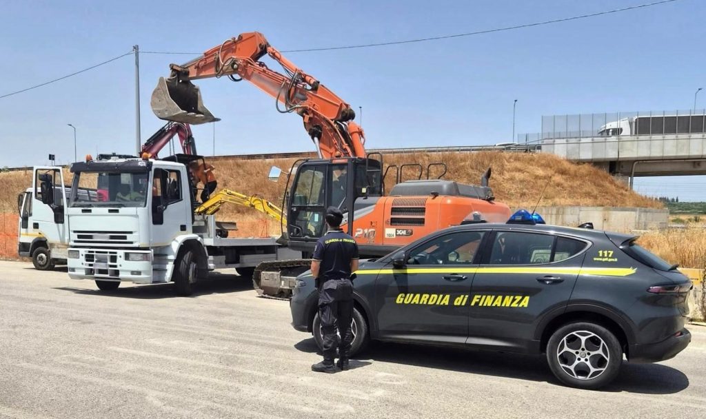 Belpasso, sventato furto da cantiere: restituiti a imprenditore di Paternò due escavatori e attrezzature per 80mila euro