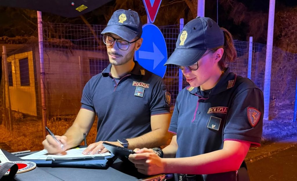 Catania, in fuga sulla tangenziale sperona la Polizia: pregiudicato arrestato su auto rubata
