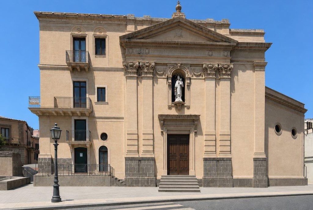 Paternò, smontati i ponteggi del Carmine: il recupero procede per lotti, a settembre la seconda fase