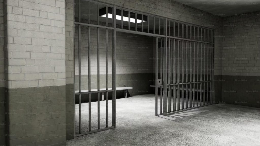 Prato, scarcerato detenuto catanese 31enne: giudice concede i domiciliari per gravi problemi cardiologici