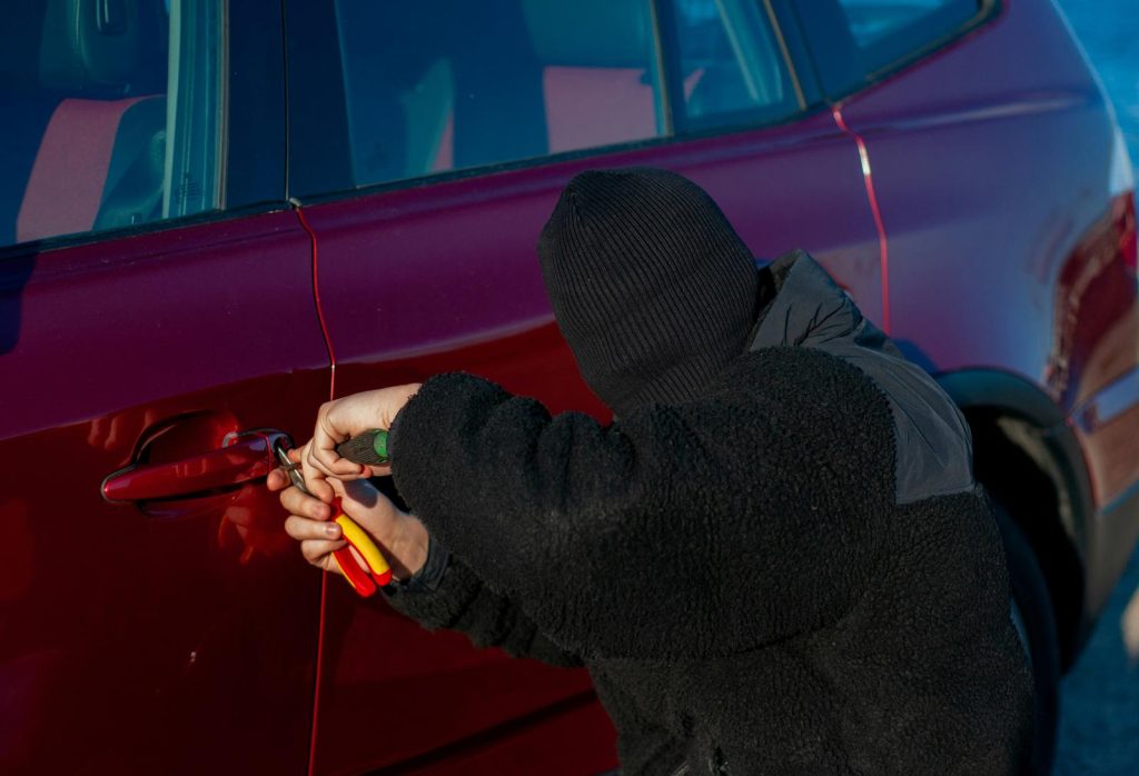 Sicilia terza per auto rubate in Italia, e il nostro Paese è il quarto d'Europa: 285 furti al giorno