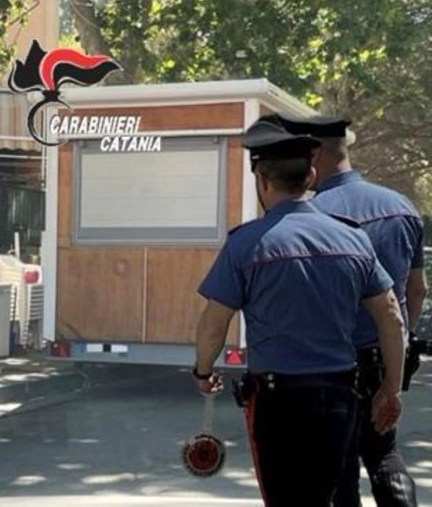 Paternò, locale aperto senza autorizzazioni: maxi multa da 8mila euro per il titolare 20enne