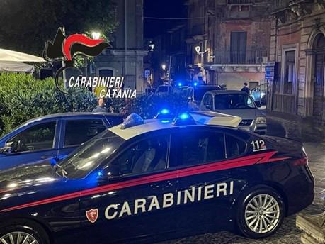 Paternò: Carabinieri in borghese arrestano 42enne per spaccio di cocaina e marijuana