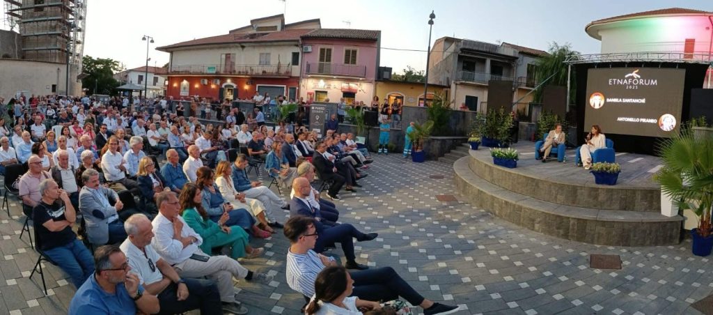 EtnaForum 2026, al via il 26 agosto la seconda edizione: Ragalna "salotto buono" del dibattito politico e culturale