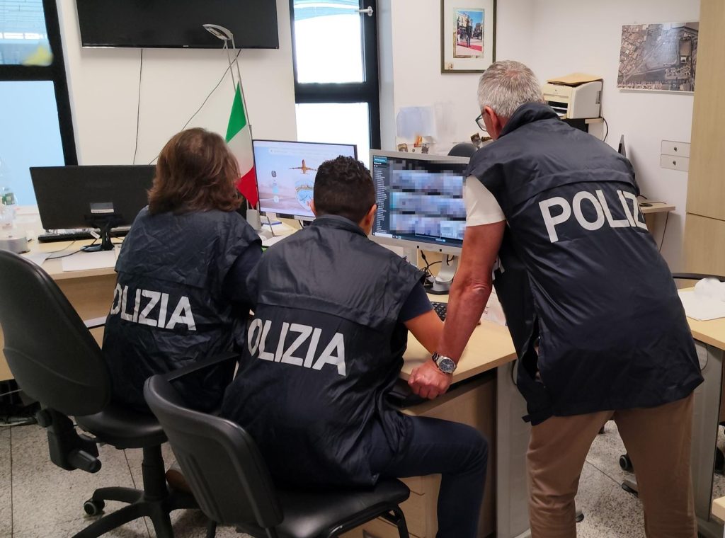 Catania, truffa con siti clonati e bonifici istantanei: sei uomini denunciati
