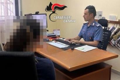 Grammichele, 22enne aggredisce l'ex compagna e infrange divieto di avvicinamento: arrestato