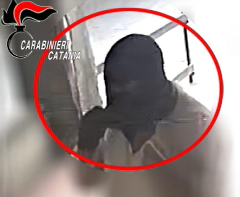 Guerra tra clan a Catania, 7 fermi per la sparatoria di Motta S. Anastasia: piano per agguato imminente (VIDEO)